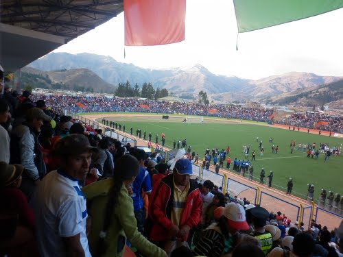 estadiotupac.jpg